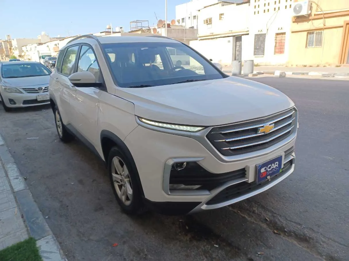 Car image 3