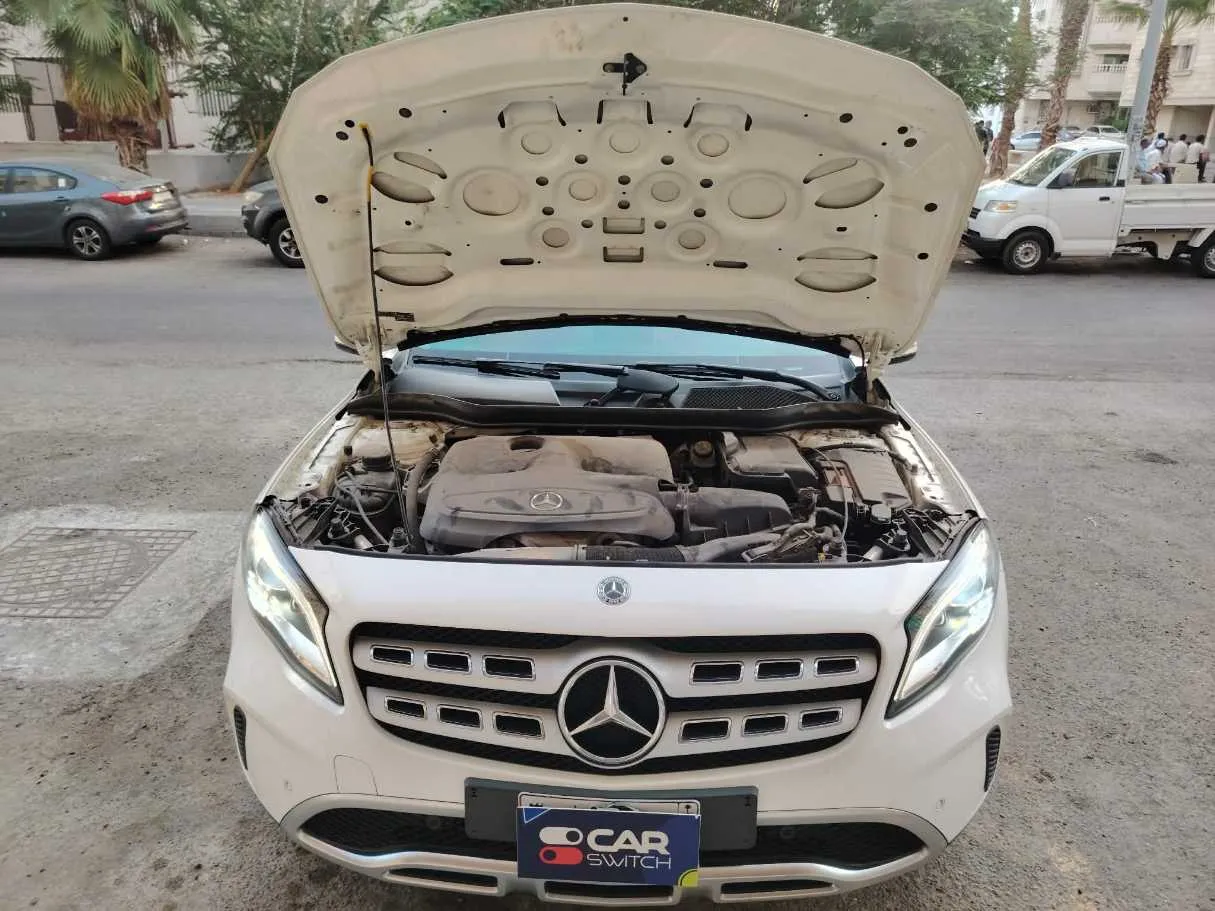 Car image 46