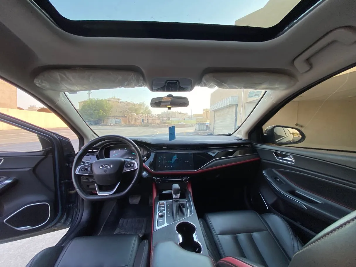 Car image 15