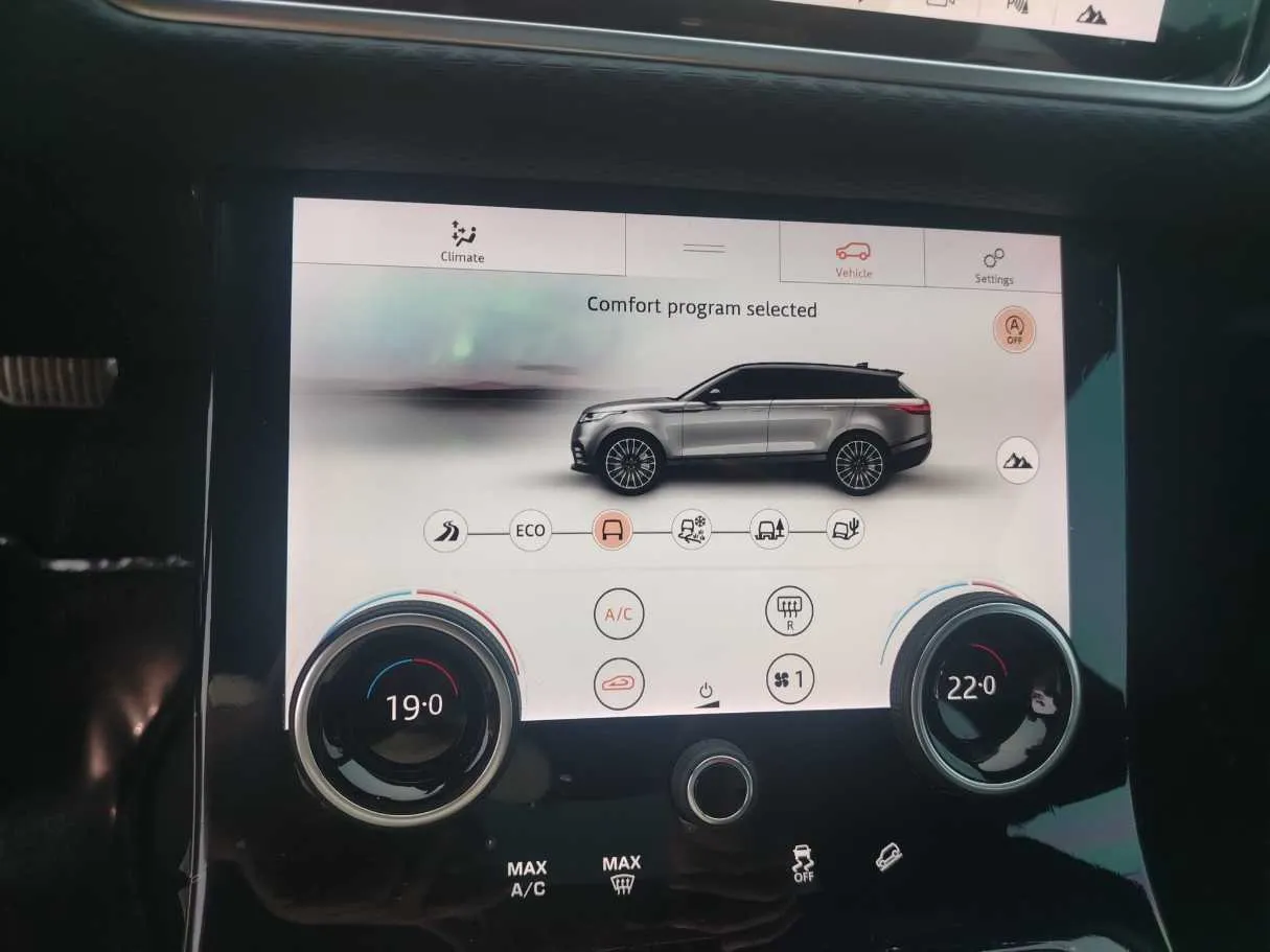 Car image 23