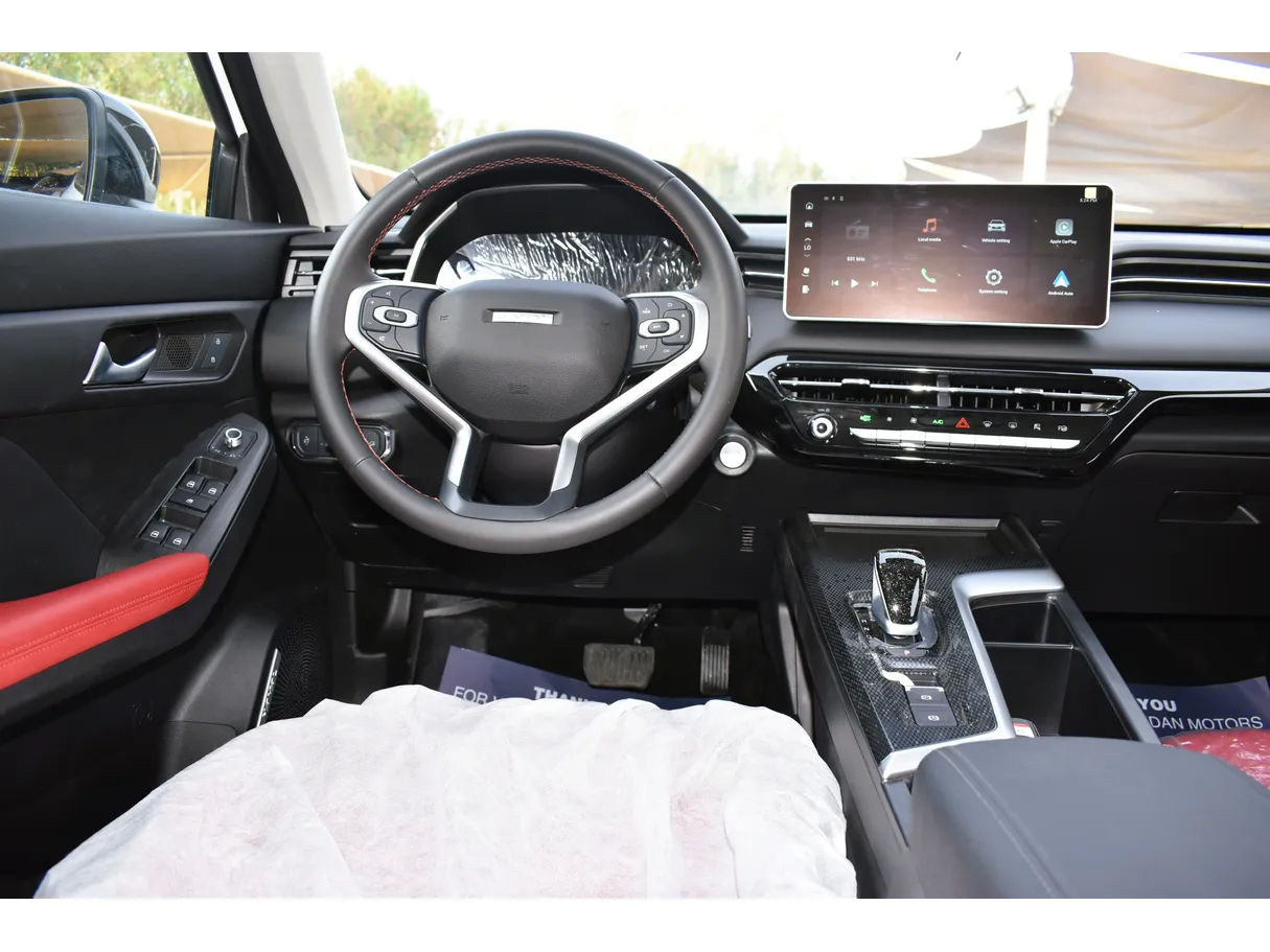 Car image 7