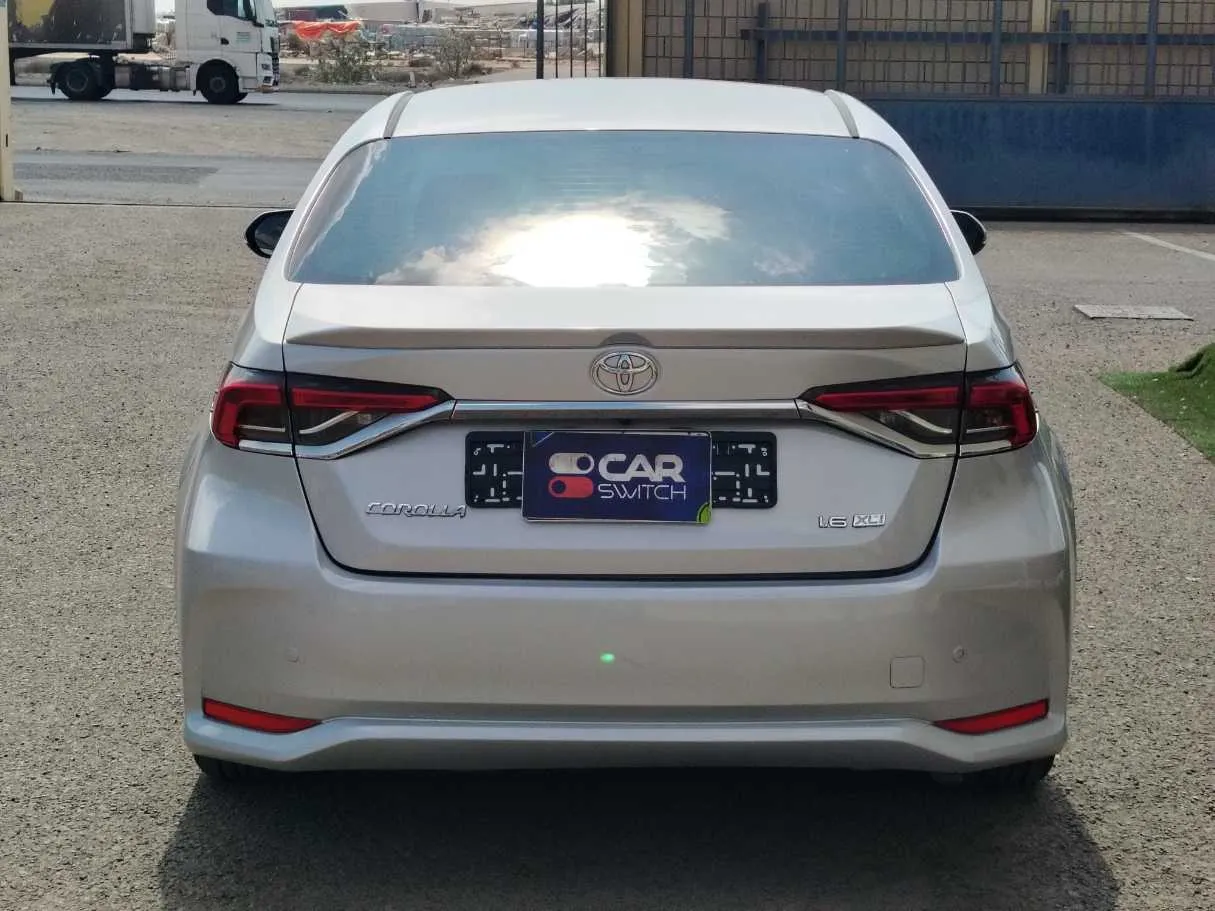 Car image 6