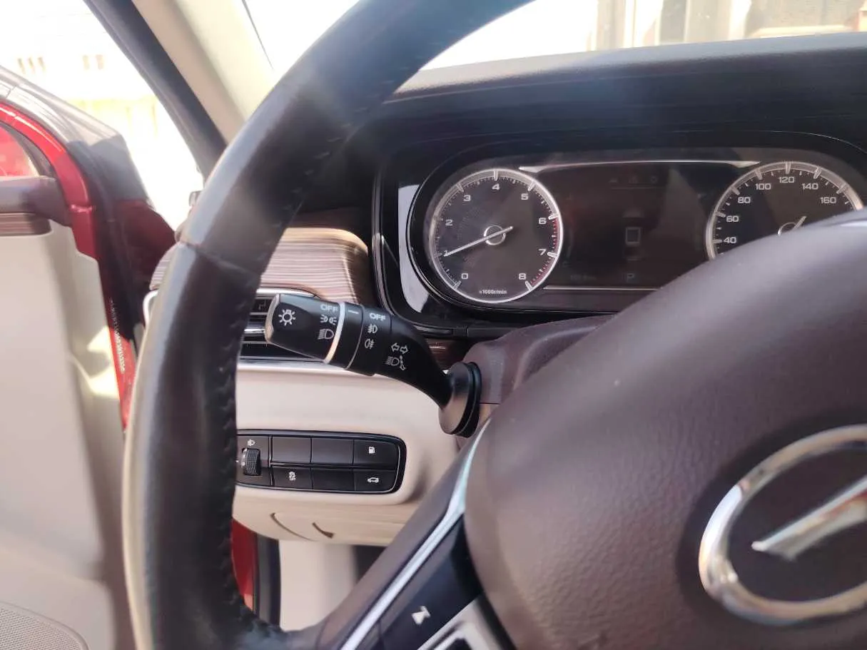 Car image 21