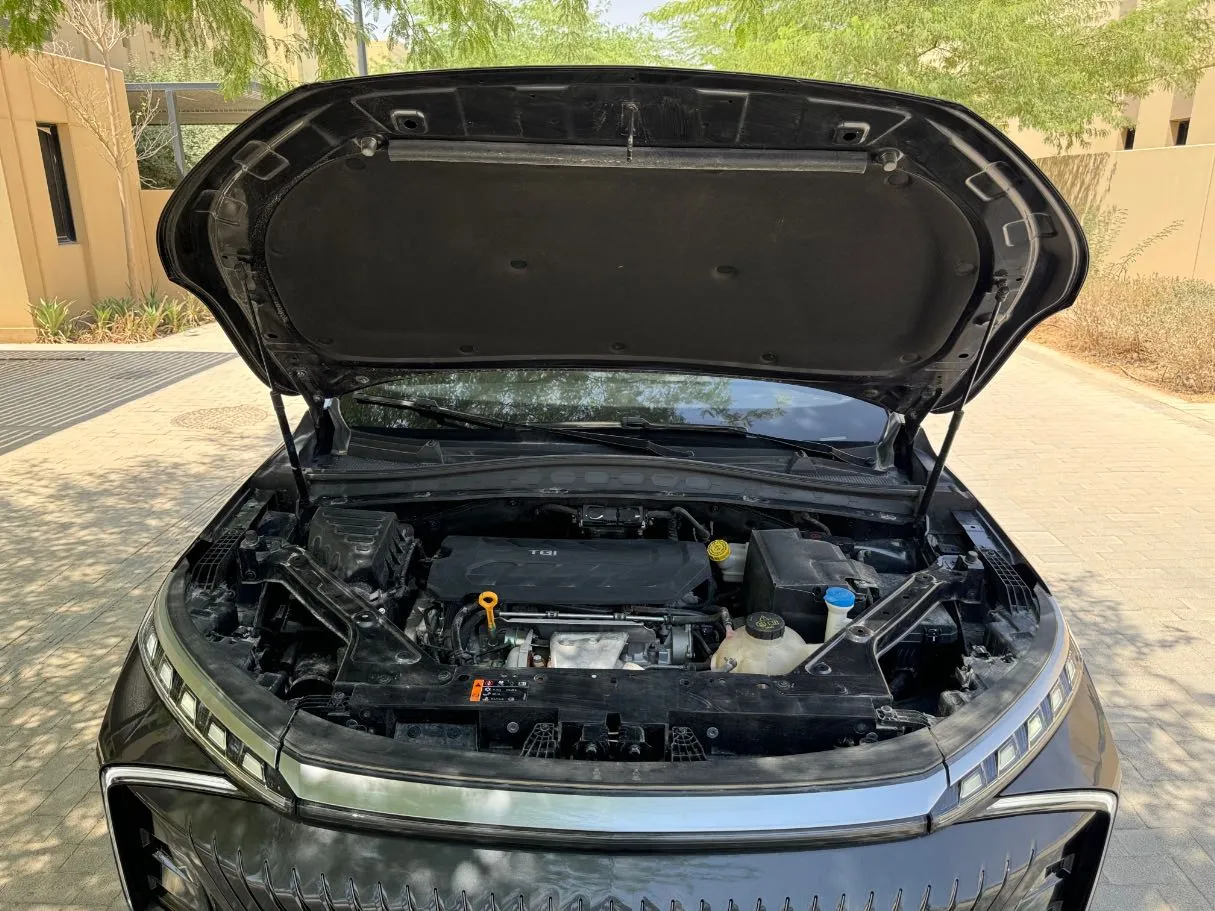 Car image 29