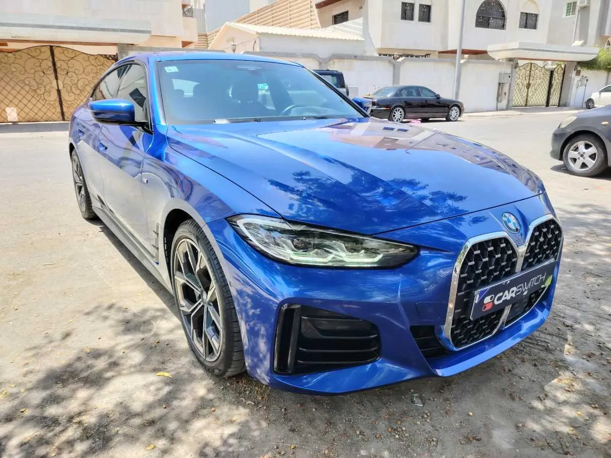 Car image 3