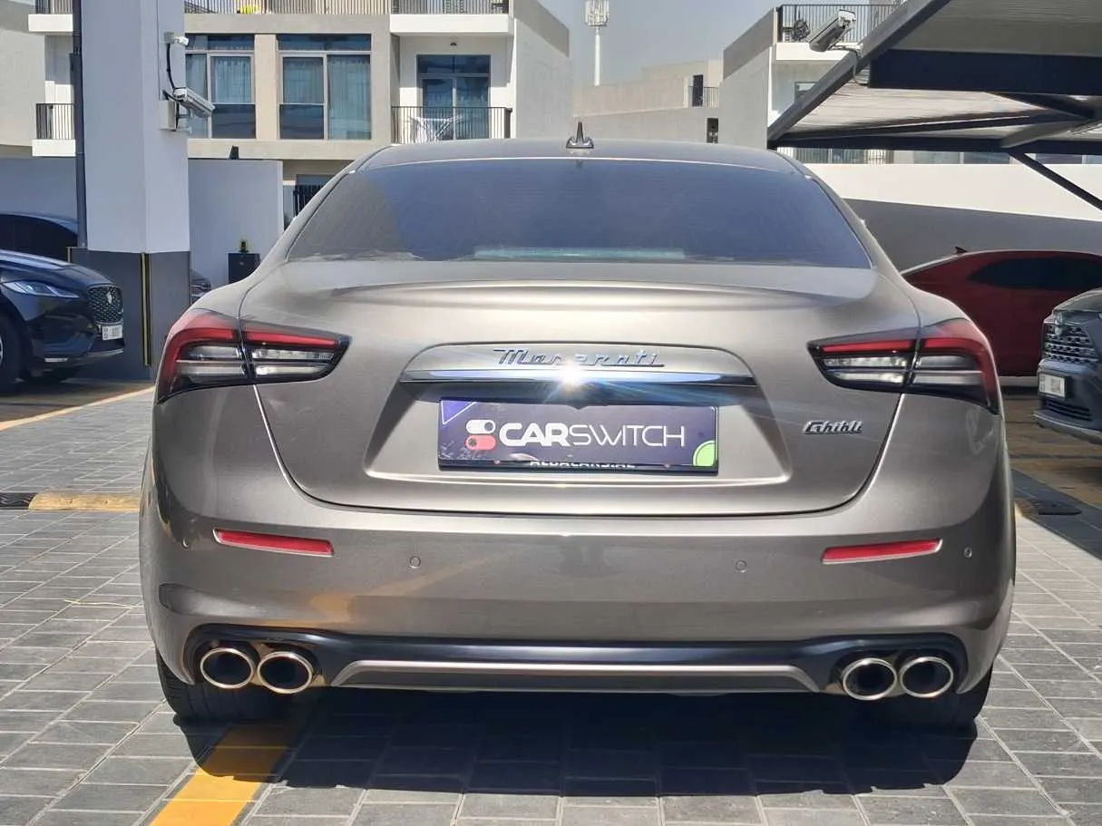 Car image 6