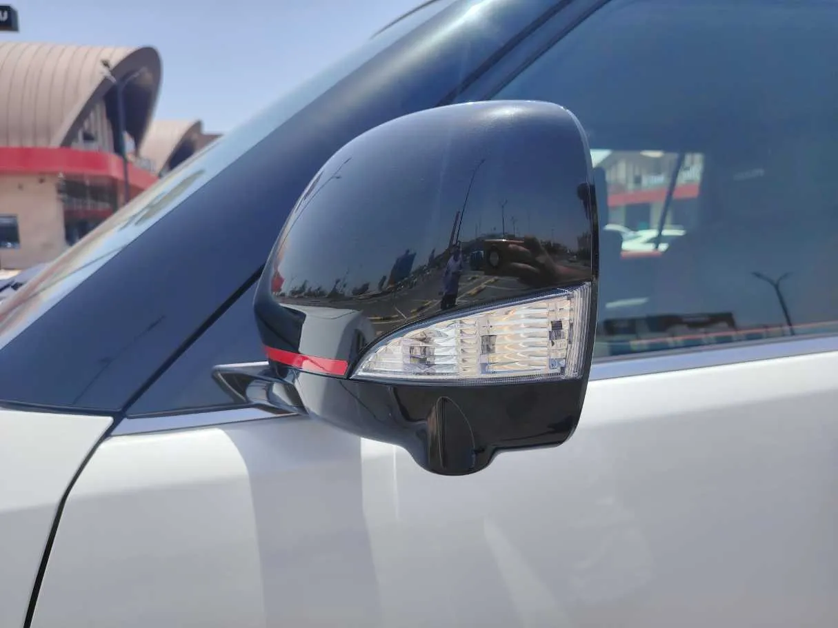 Car image 33