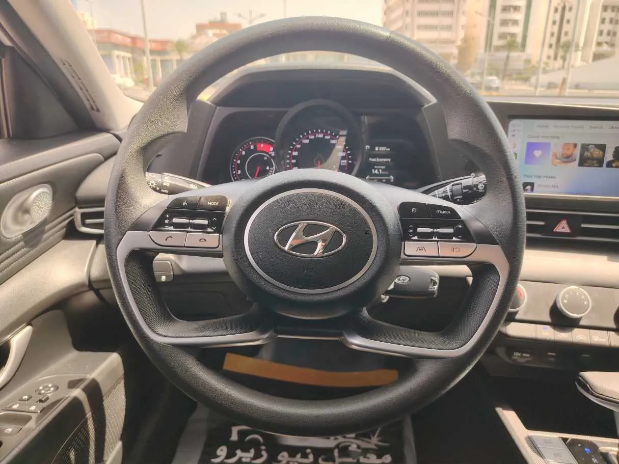 Car image 21