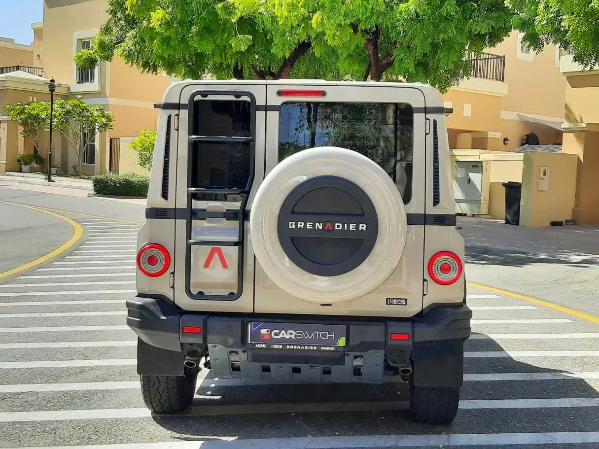 Car image 6