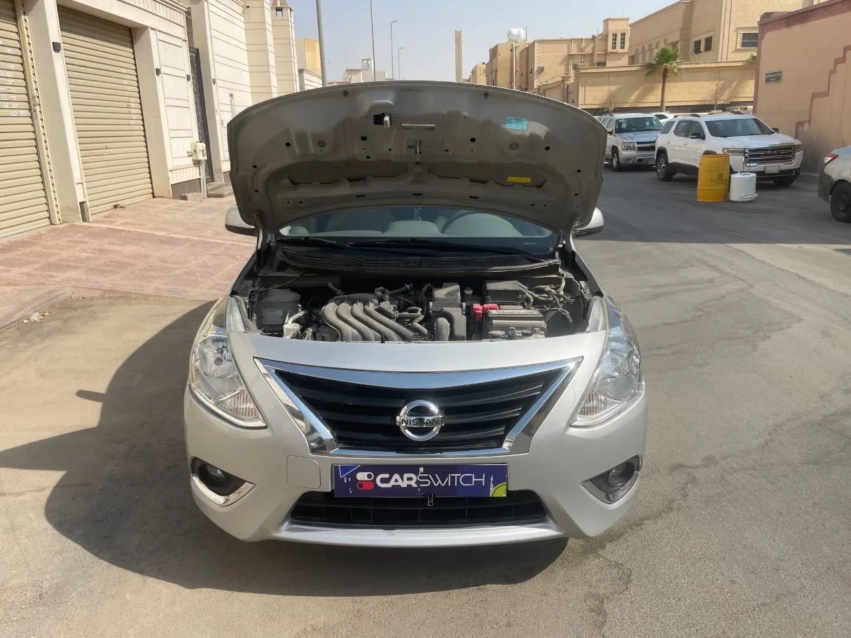 Car image 24