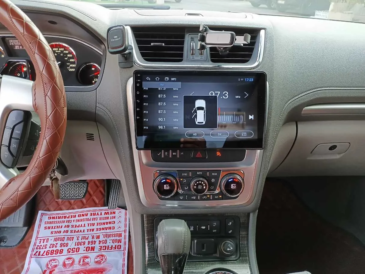 Car image 16