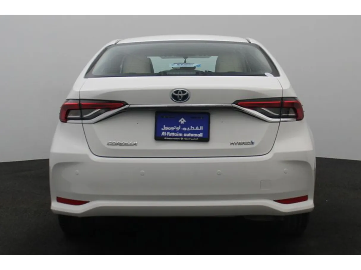 Car image 12