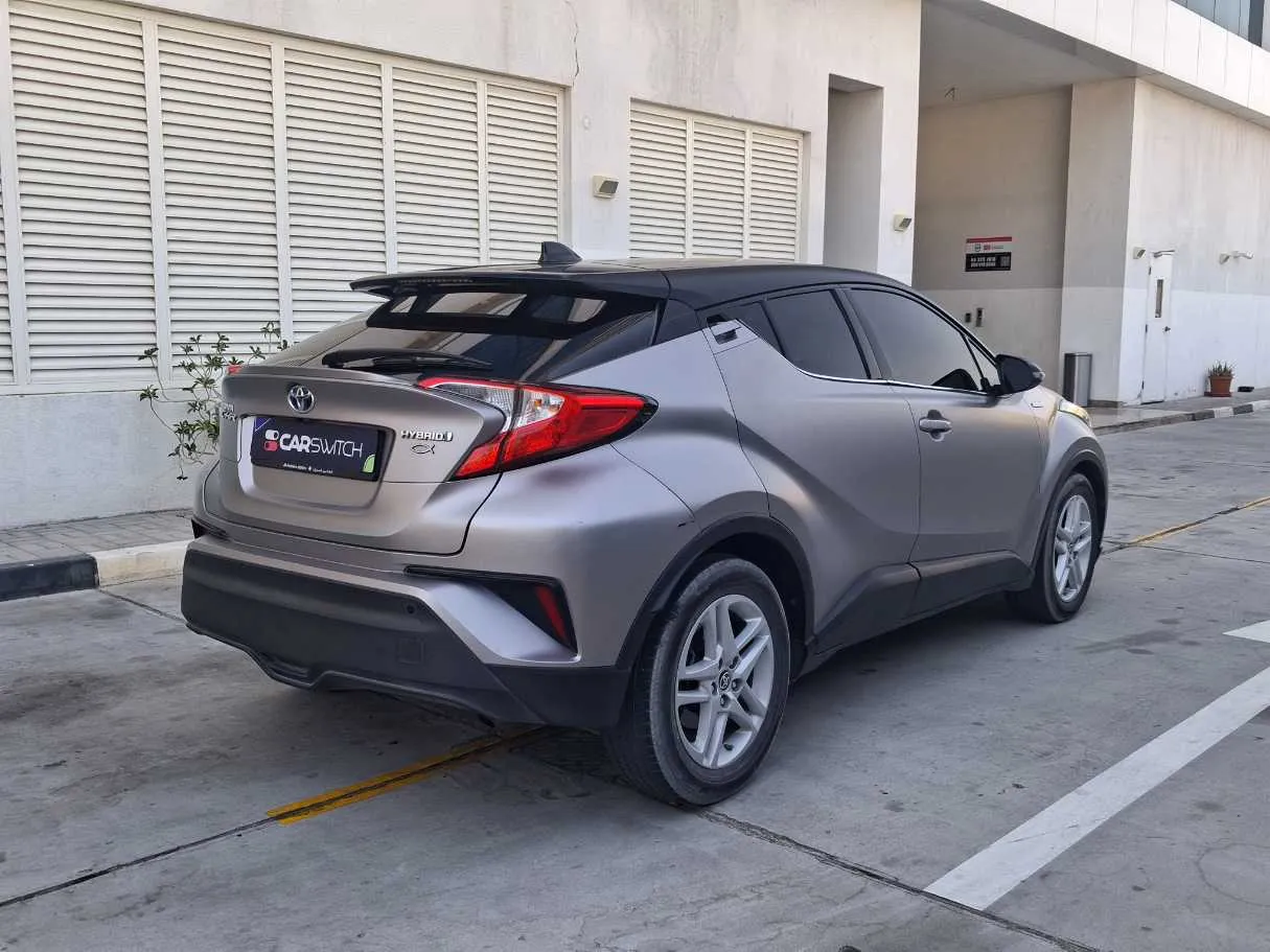 Car image 5