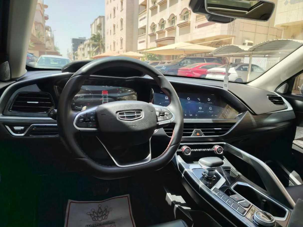 Car image 23