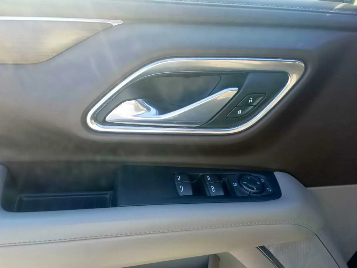 Car image 33