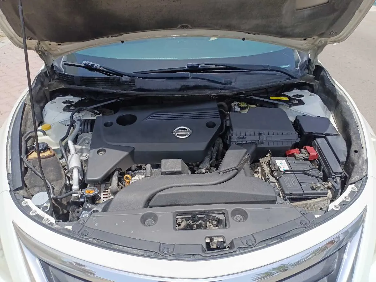 Car image 21