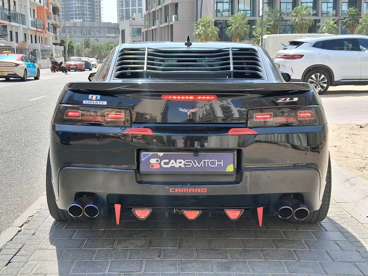 Car image 6