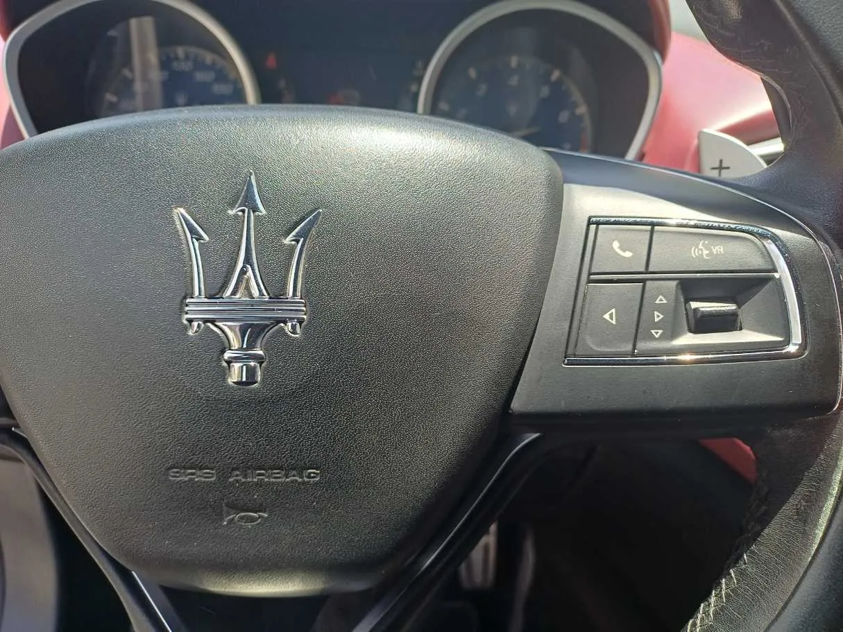 Car image 22