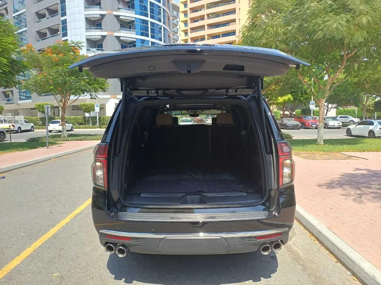 Car image 27