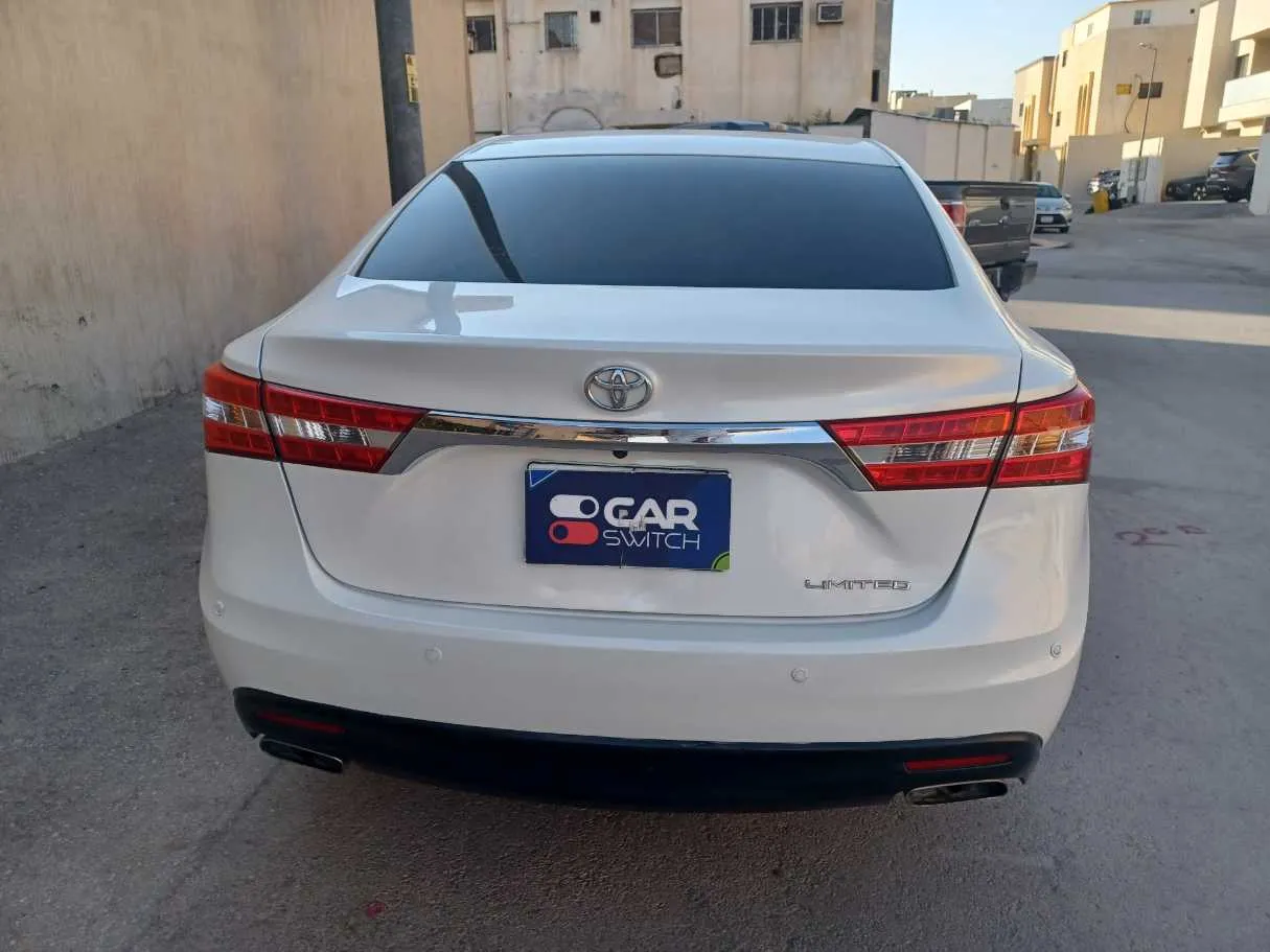 Car image 6