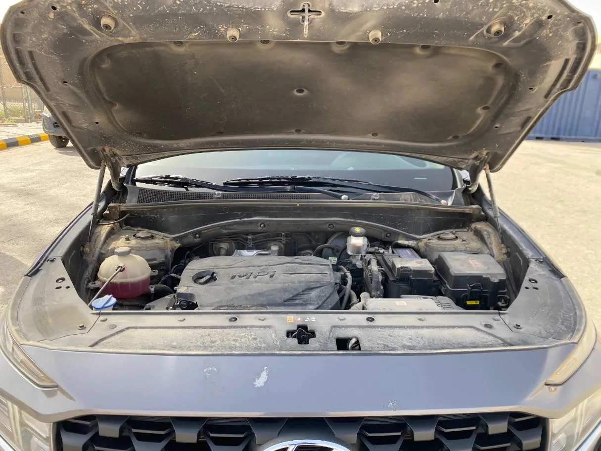 Car image 28