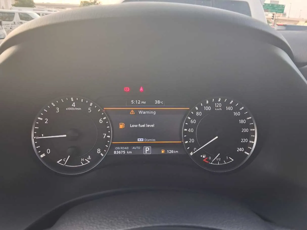 Car image 20