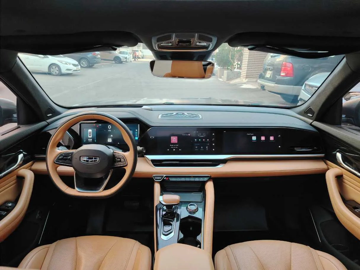 Car image 17