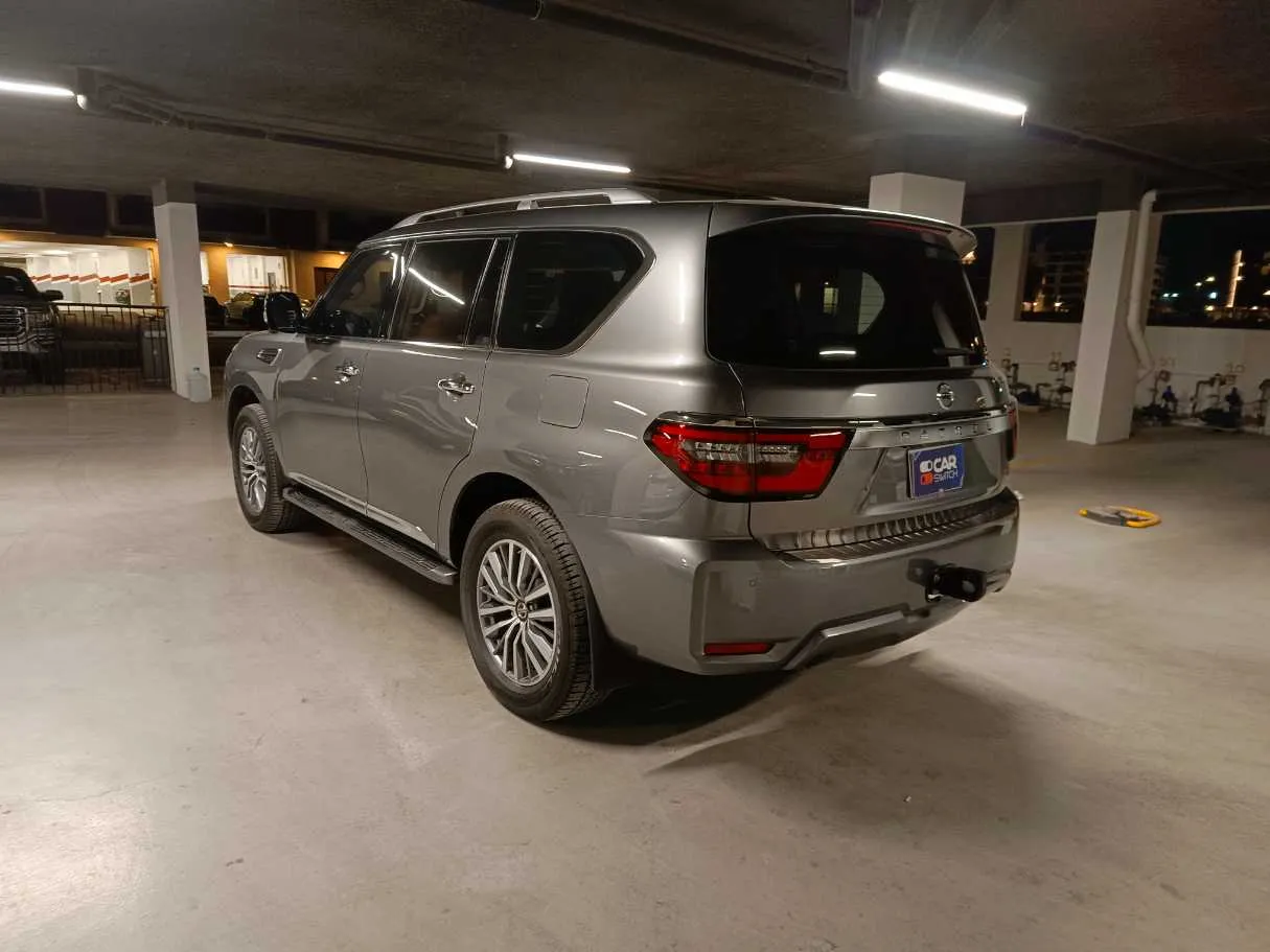 Car image 7