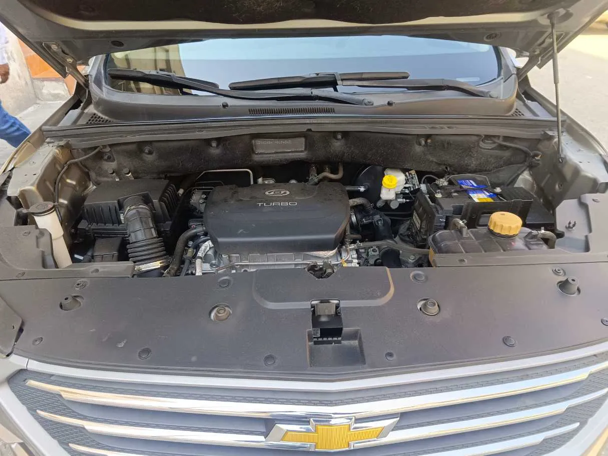 Car image 32