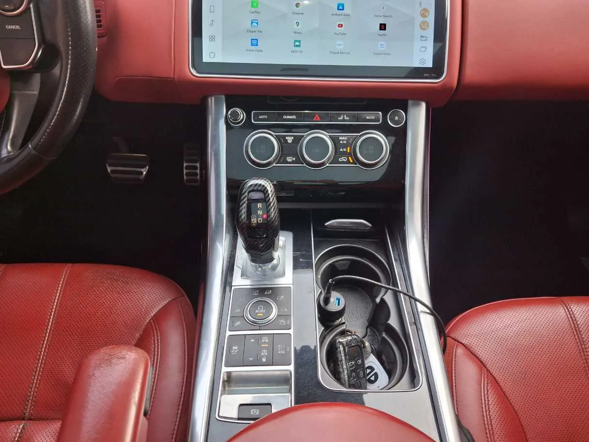 Car image 15