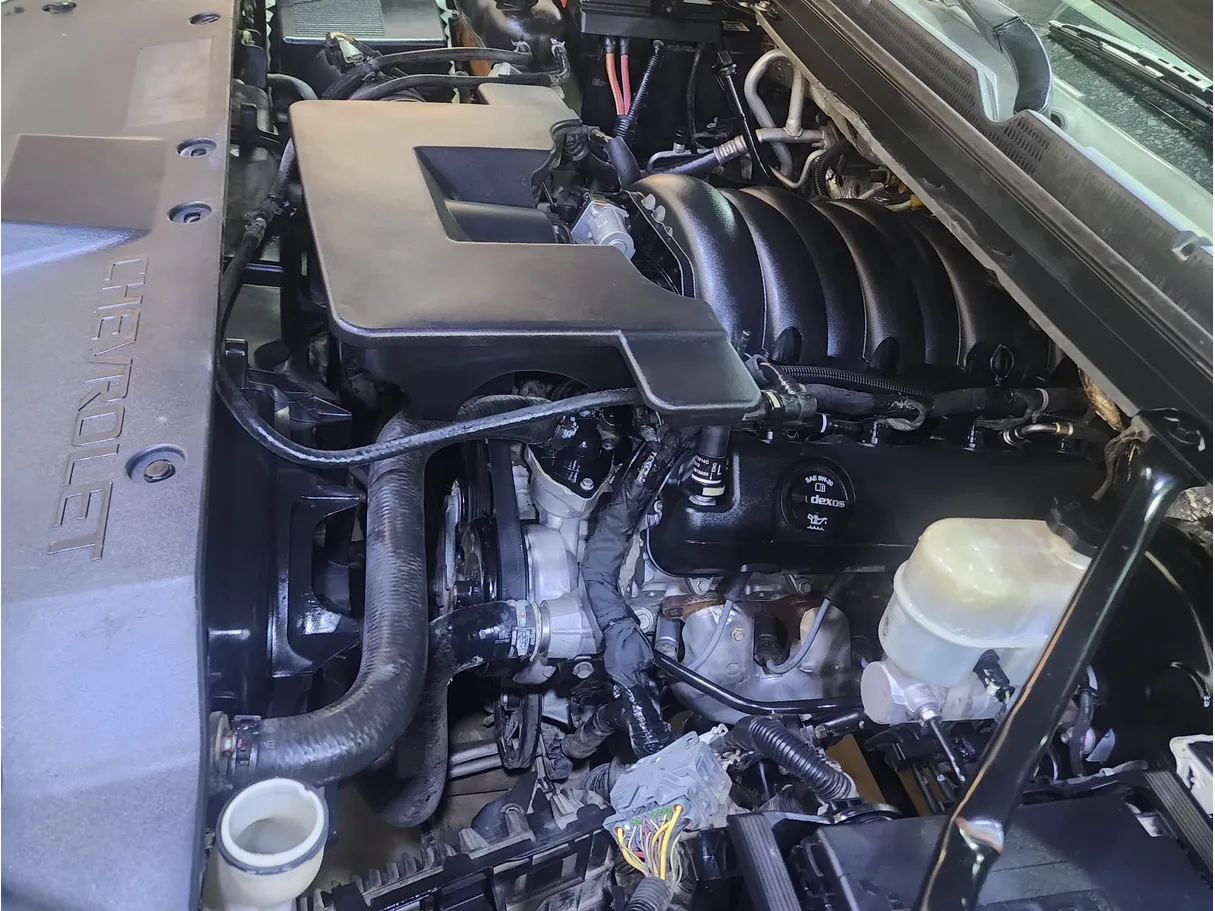 Car image 10