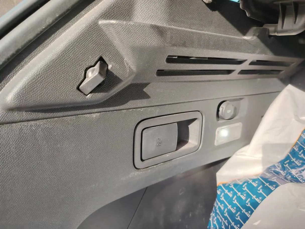 Car image 41