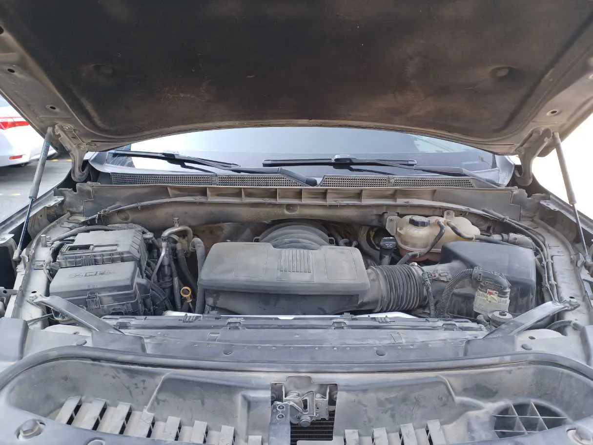 Car image 23