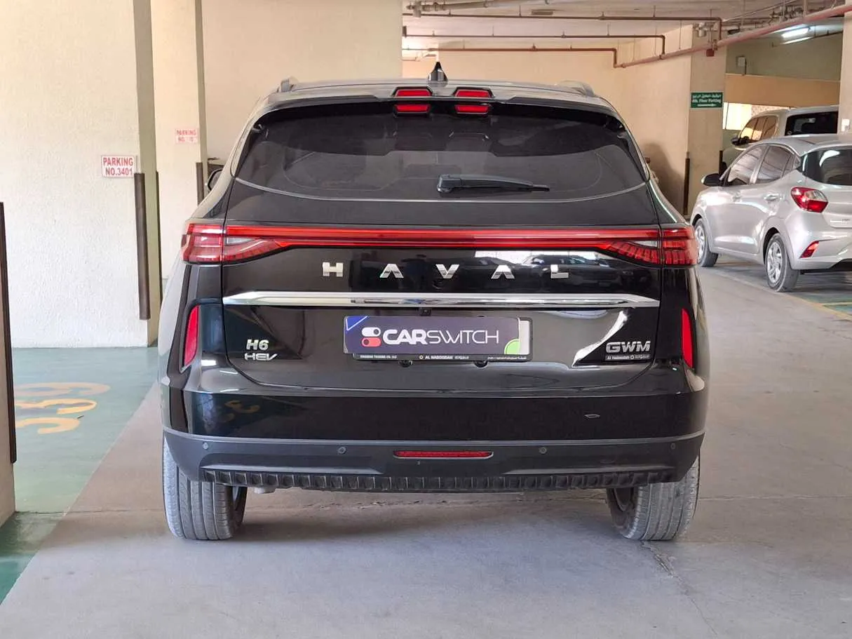 Car image 6