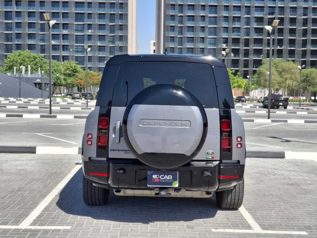Car image 6