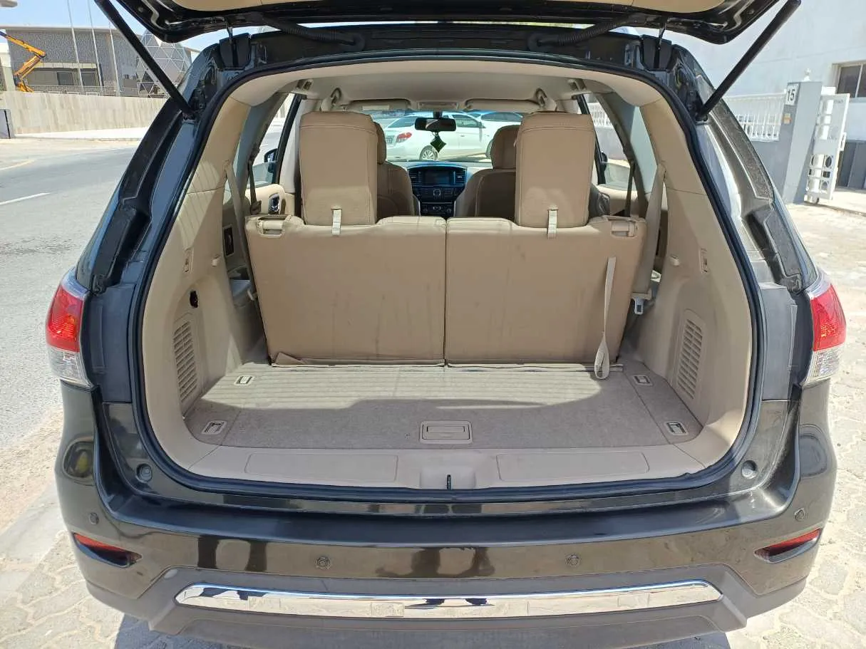 Car image 21