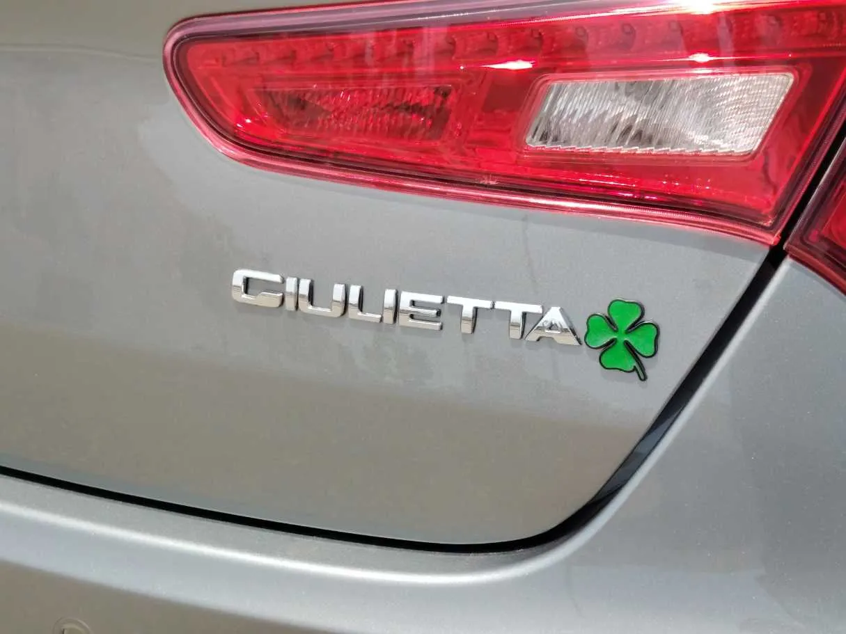 Car image 35
