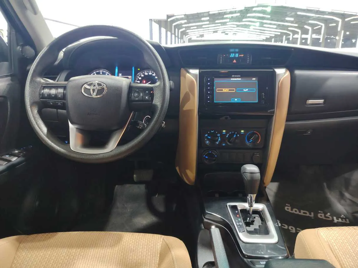 Car image 20