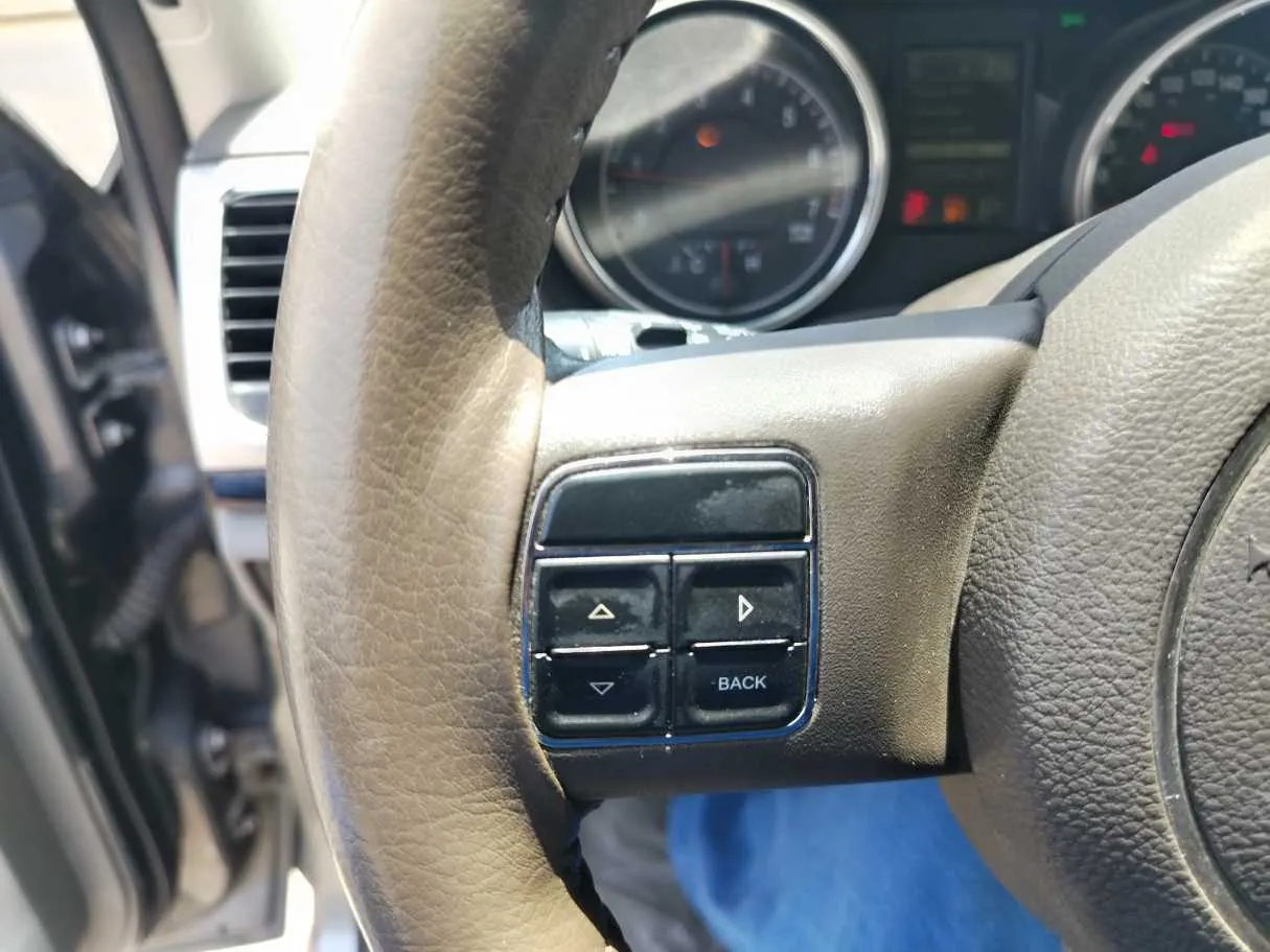 Car image 45