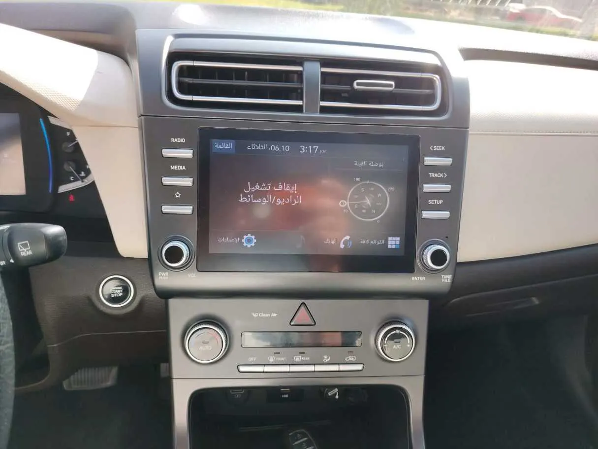 Car image 29