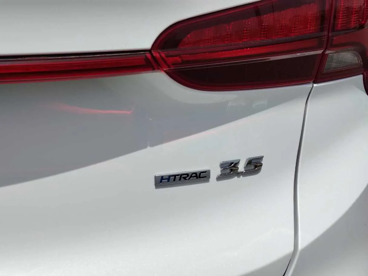 Car image 33