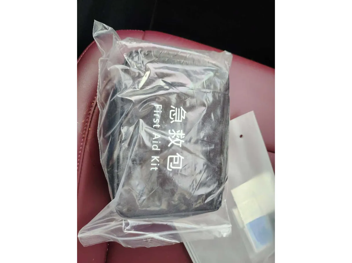 Car image 37