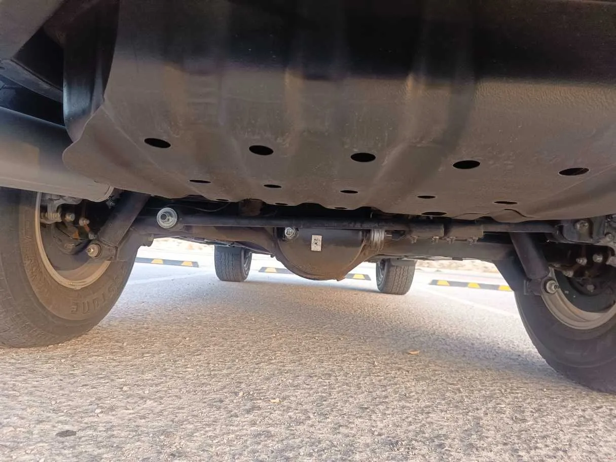 Car image 33