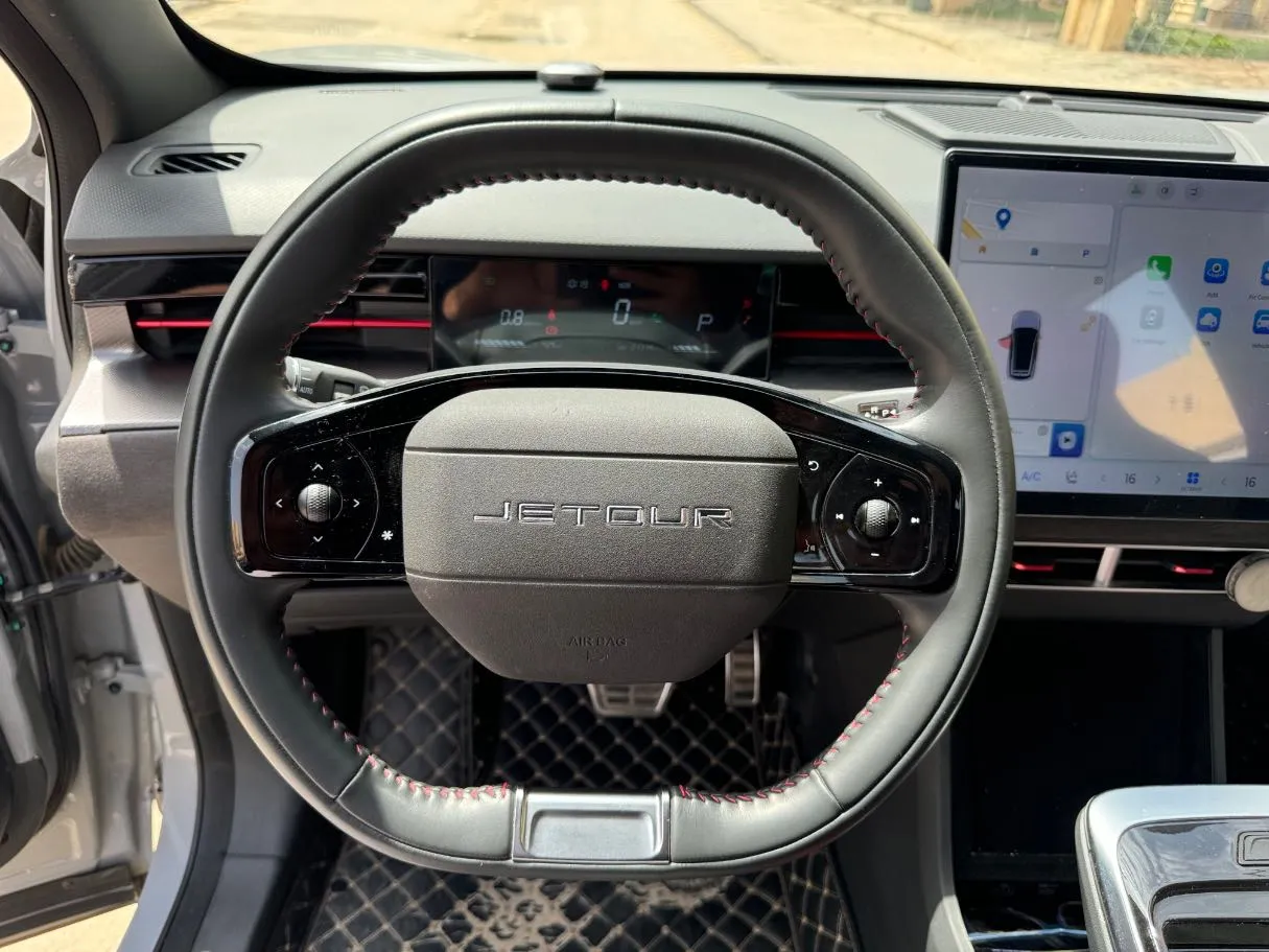 Car image 17