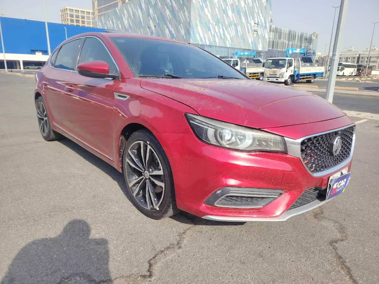Car image 3