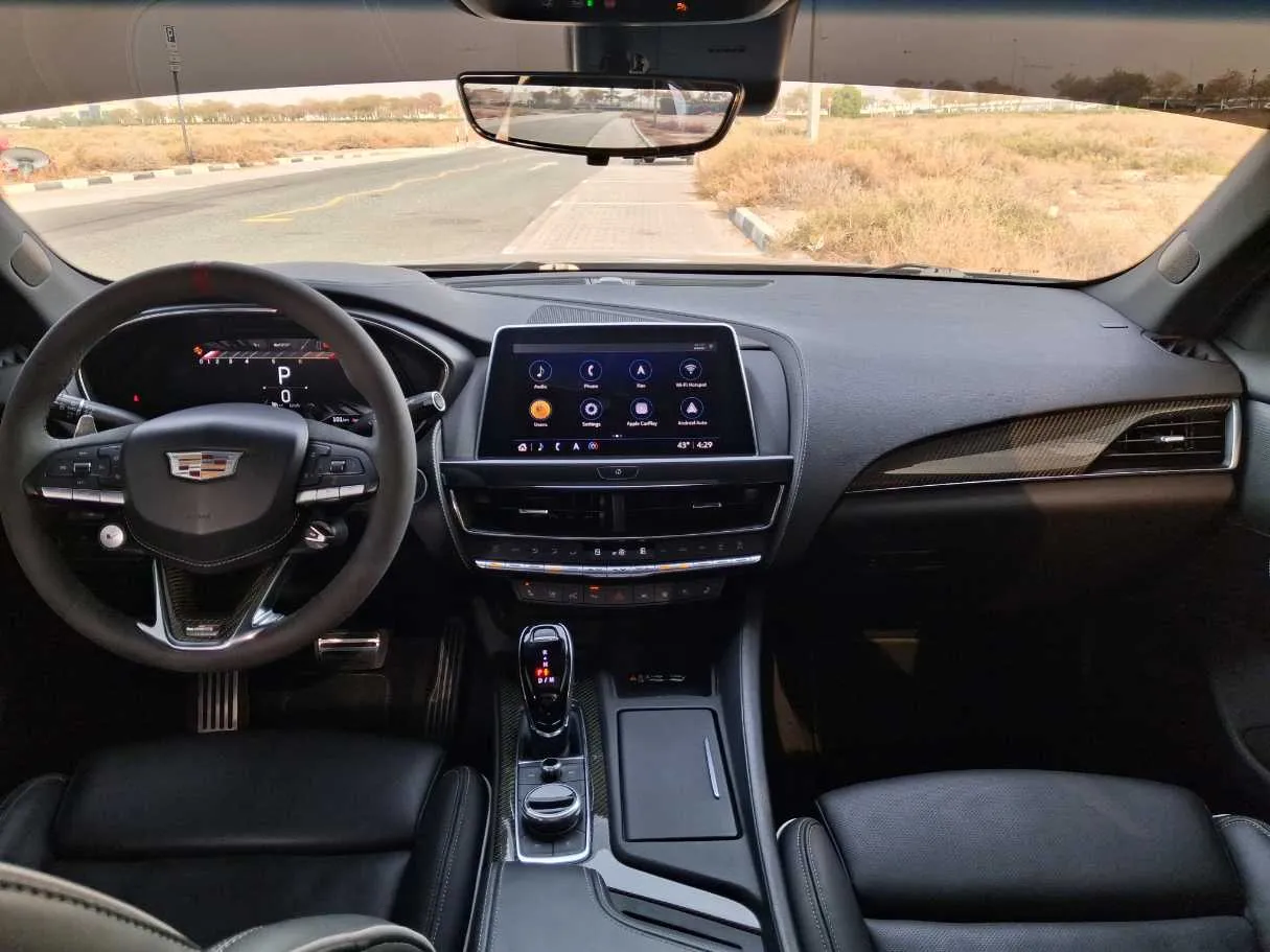 Car image 15