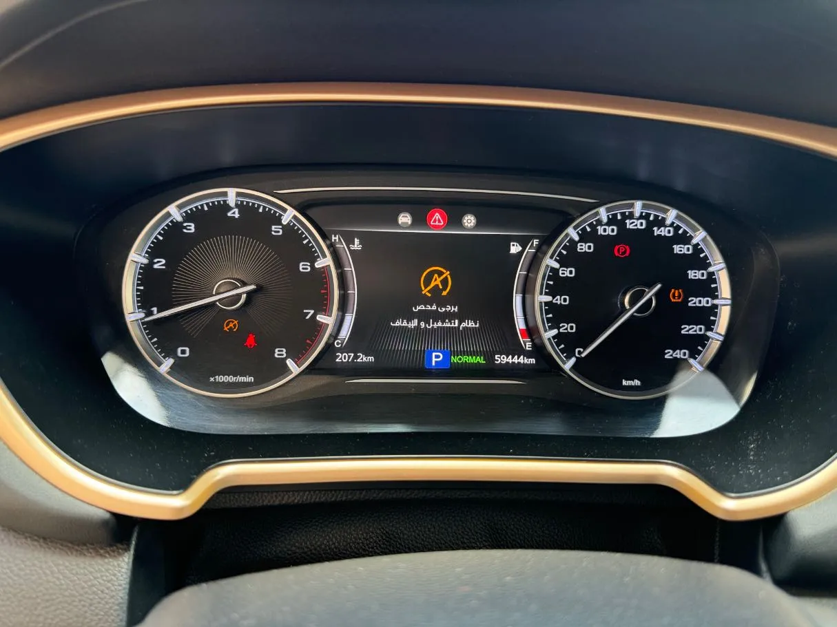 Car image 19