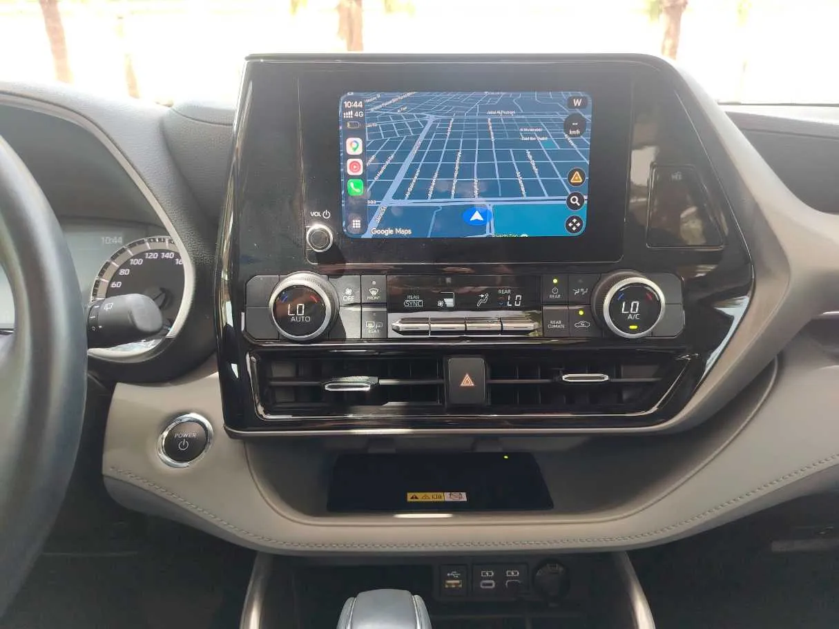 Car image 22