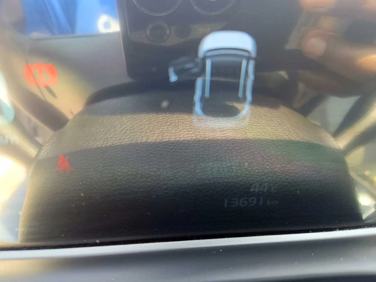 Car image 31