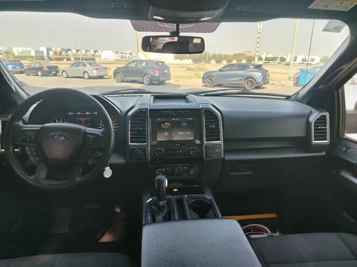 Car image 21